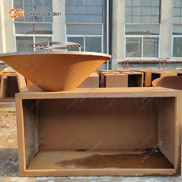Corten Steel bwa boule barbecue ak espas depo