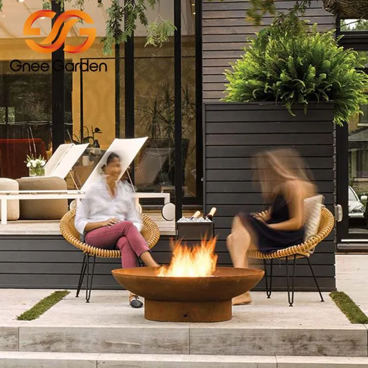 Deyò Jaden Corten Steel Fire Pit