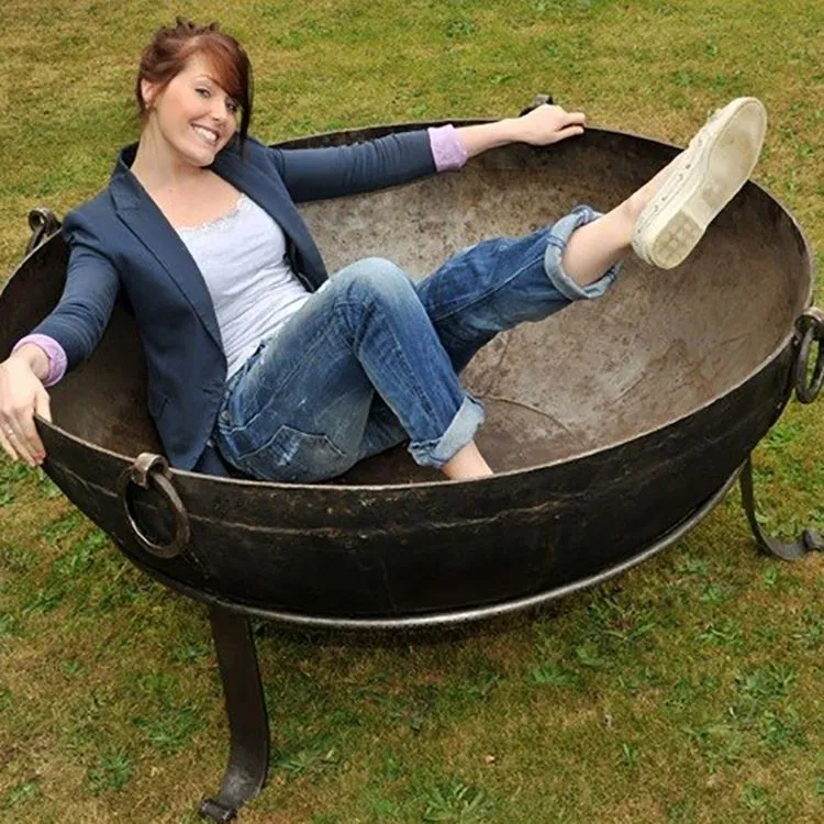 Rustic metal dife twou